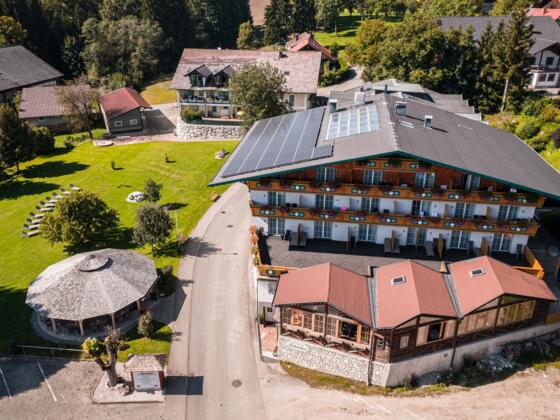 Voralpenhotel Schmoller Berg im Attergau