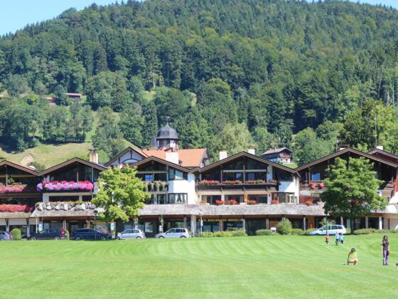 Idyllisch gelegen mit Sicht auf die Schliersbergalm