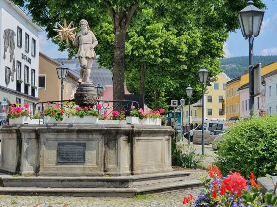 Mann mit der Sonne Sommer