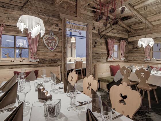 INNs Holz Herzerlalm