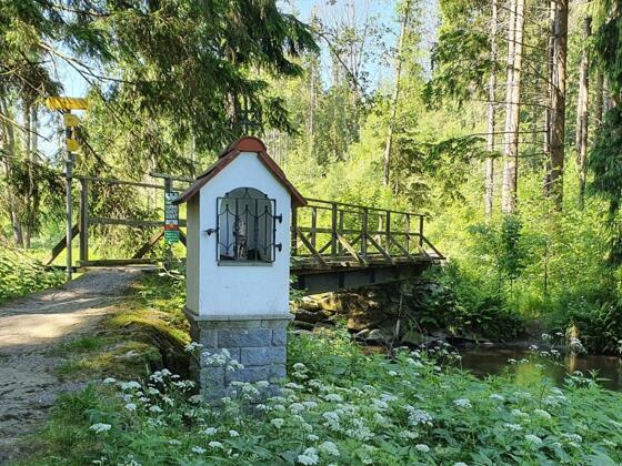 Marterl am Wanderweg W1