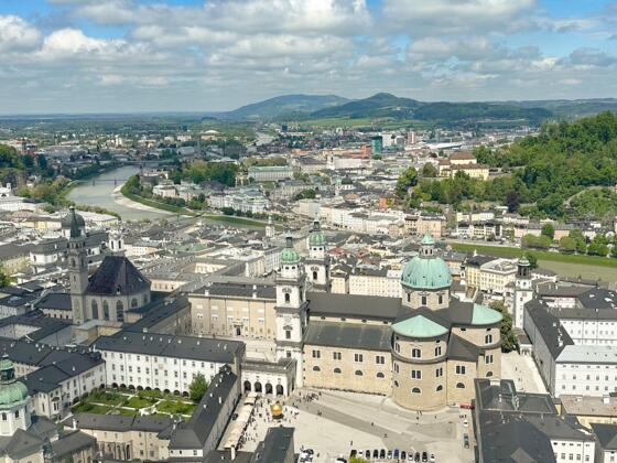 Prachtvoller Ausblick von der Festung auf die Stadt