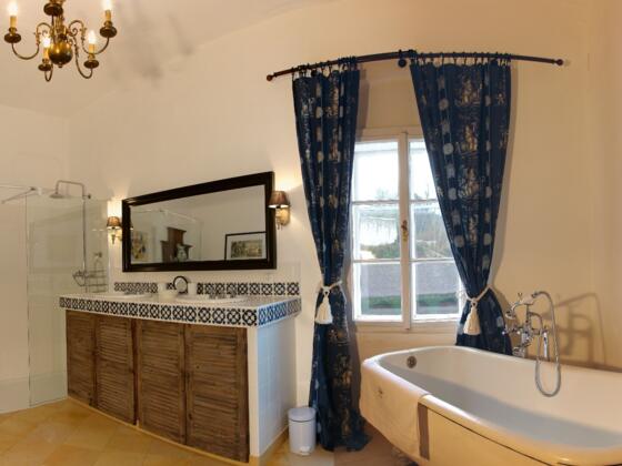 Badezimmer Burg Clam