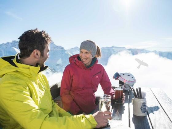 Gipfelstuba Walmendingerhorn Terrasse_WMH