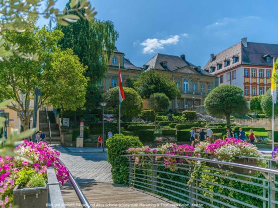 Blick auf Schlossterassen vom Canale Grande