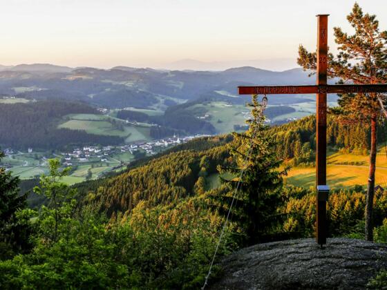 Gipfelkreuz Königswiesen