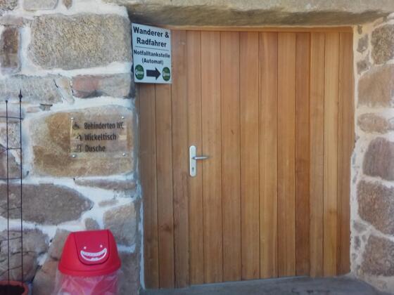 WC bei der Burgruine Prandegg