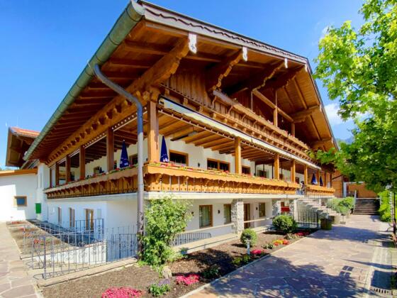 Restaurant Bannwaldsee - Außenansicht Sommer