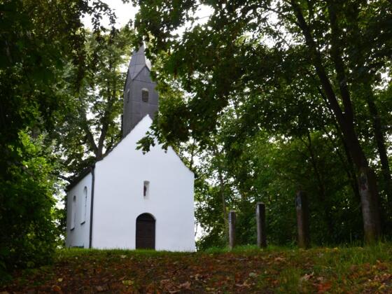 Loreto Kapelle Puch.JPG