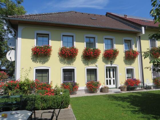 die beiden Ferienwohnungen EG und OG