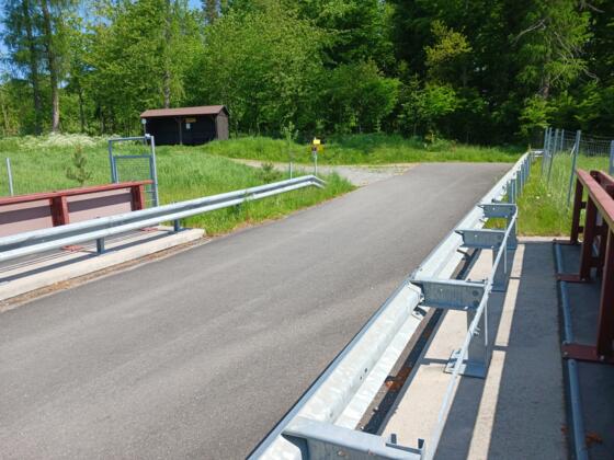 Hammerleithenweg mit Knödelhütte