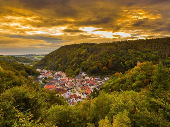 Blick von der "Schönen Aussicht" auf Bad Berneck im Fichtelgebirge
