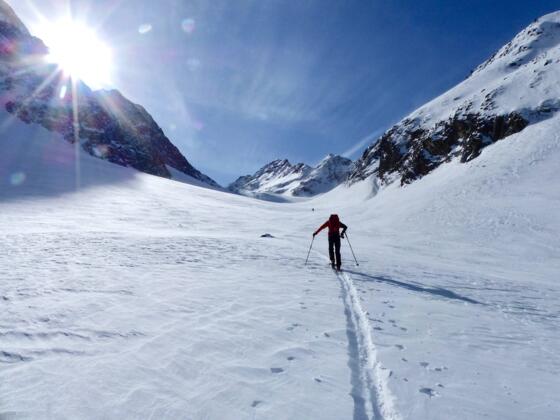 Am Beginn der Inneren Mischbachgrube zwischen Glücksgrat und Glättespitze sind die Hänge noch durchwegs sanft.