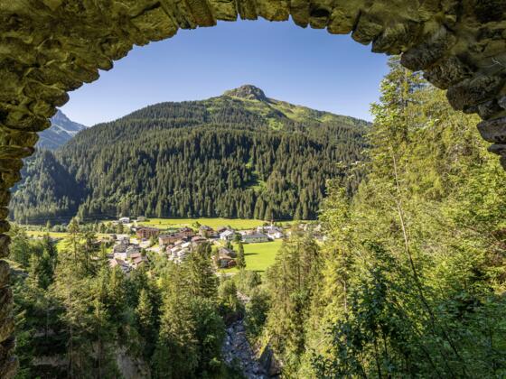 Blick auf Klösterle am Arlberg