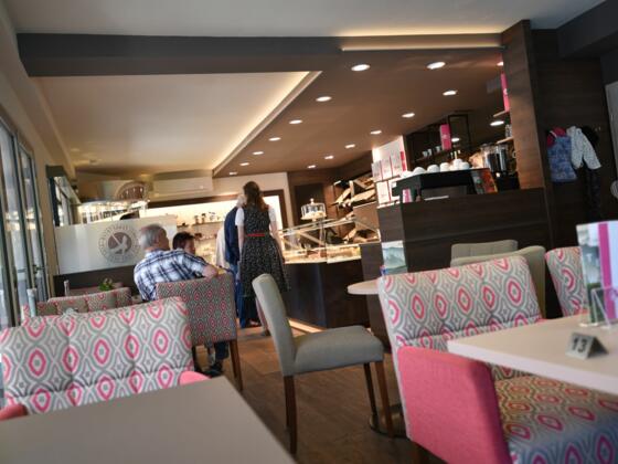 cafe_krupp_1_bw