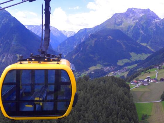 Die Penkenbahn startet direkt in Mayrhofen