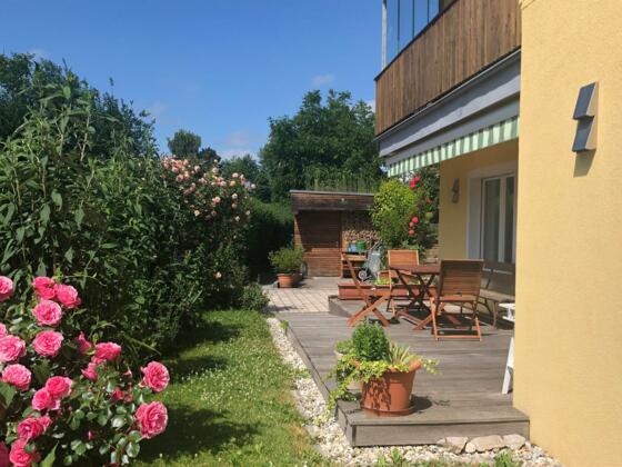 Villa Swoboda Vorgarten und Terrasse barrierefrei