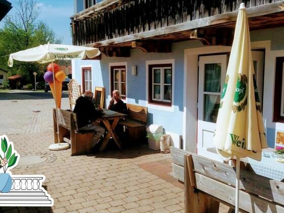 beim-backer-hans-exterior