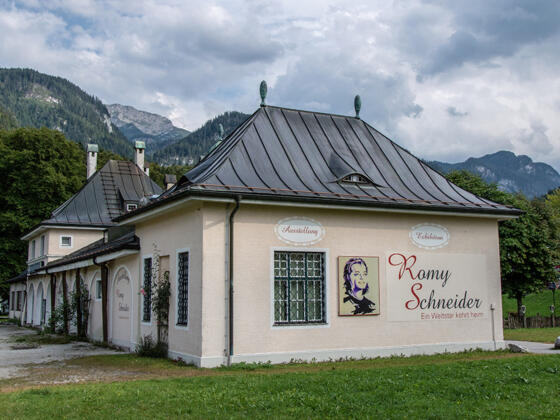 Der Alte Bahnhof Königssee ist das Zuhause der Romy Schneider Ausstellung