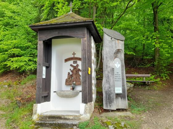 Schlüsselkapelle und Johanneswegsäule in Unterweißenbach