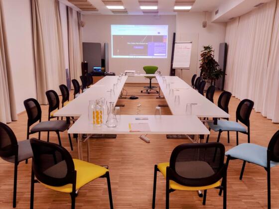 PostStudio ganzer Raum