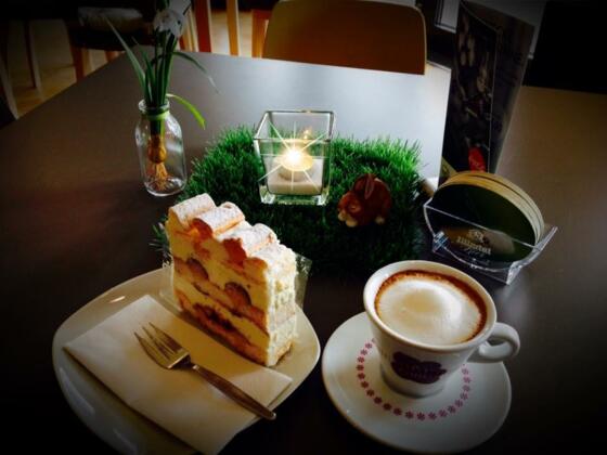Kardinalschnitte & Cappuccino