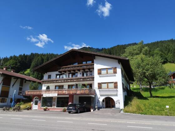 Cafe Malefitz Mittelberg Sommer