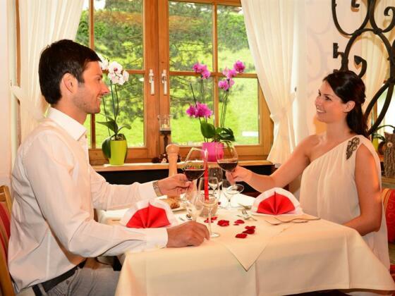 Familienhotel Kleinwalsertal Restaurant Riezlern