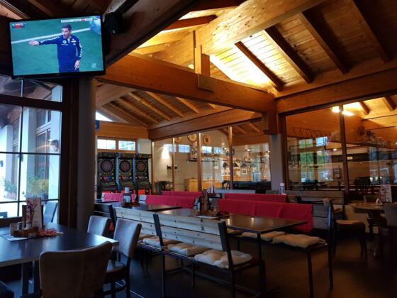 Purple Pub - Tennishalle Kramsach