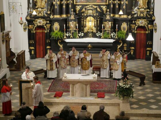Basilika Mariathal Nachtwallfahrt