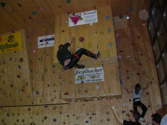 Kletterwand Mönchdorf