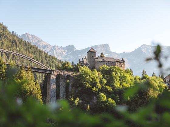 Schloss Wiesberg (c) TVB TirolWest Roman Huber