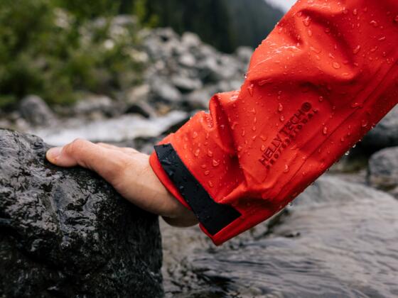 Unterwegs mit der Odin 9 Worlds 2.0 Outdoor Shell Jacke von Helly Hansen