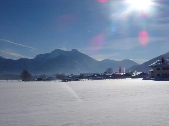 Blick auf Rottau im Chiemgau