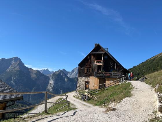 Plumsjochhütte 1630 m