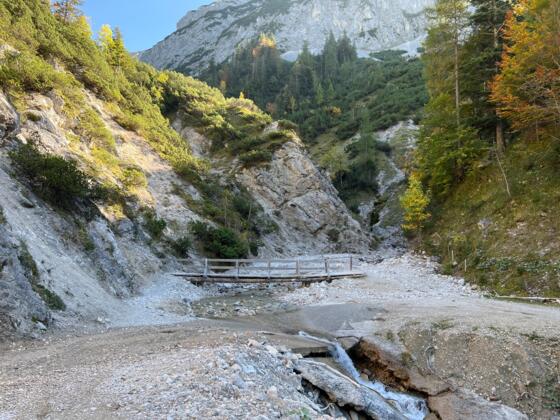 Bachquerung Forstweg Eng  - Plumsjochhütte