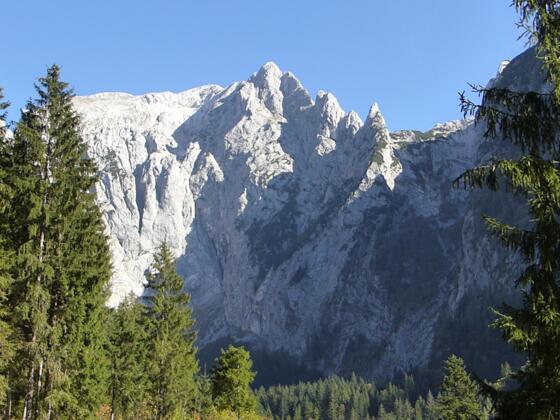 Start in der Scharitzkehl - Blickfang Göll Westwand