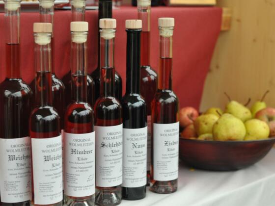 Unsere Lilköre und Schnäpse
