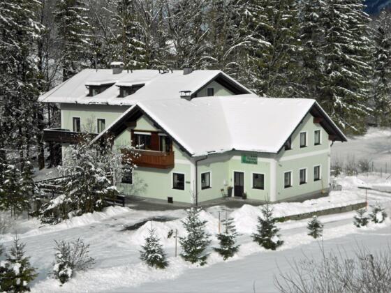 Haus im Winter