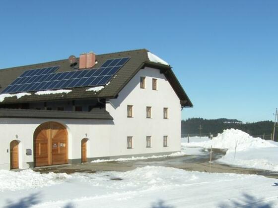 Loipeneinstieg direkt vor dem Haus