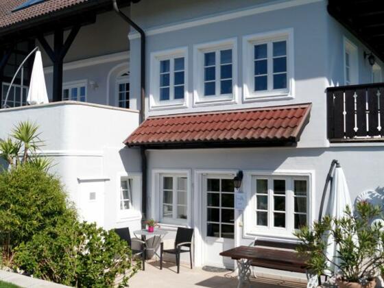 Steinmairs Landhaus Berg im Attergau