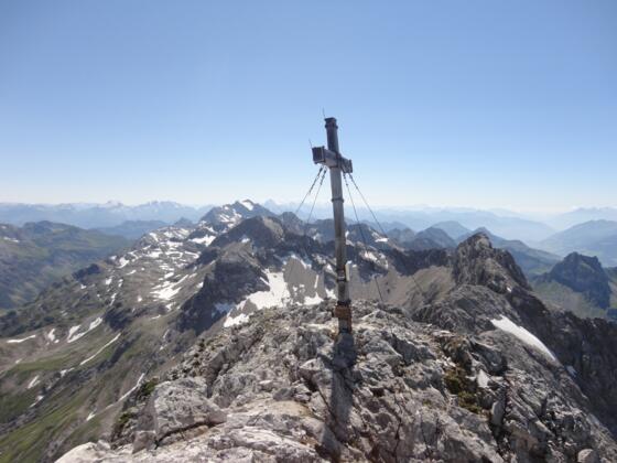 Gipfel der Braunarlspitze mit Blick nach Südwesten