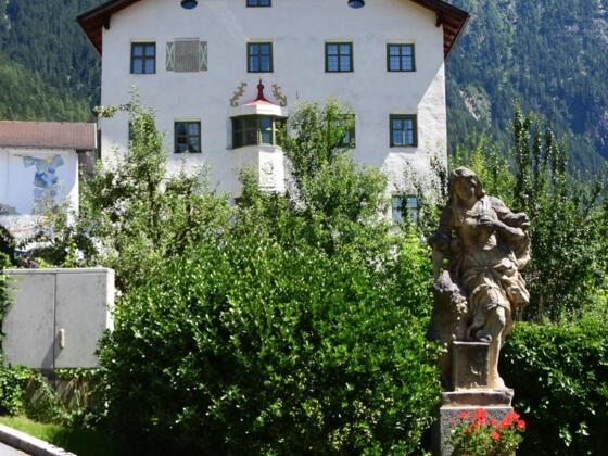 Turmmuseum Oetz Sommerbild