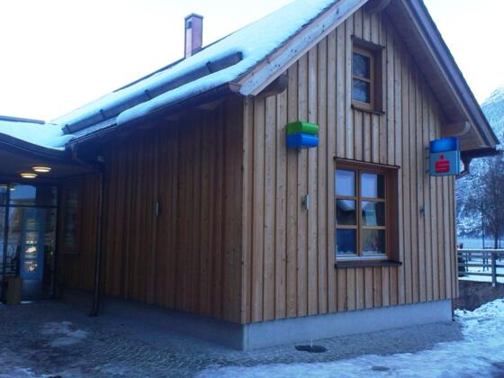 Sparkasse Hallstatt im Ortsteil Lahn