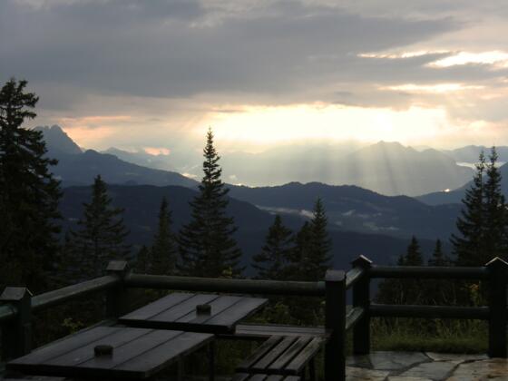 Abendstimmung an der Hochlandhütte