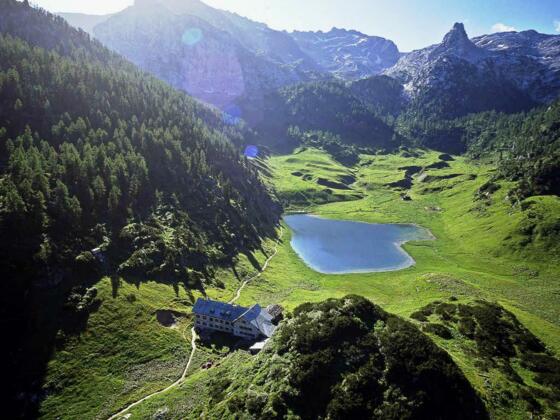 Kärlingerhaus mit Funtensee