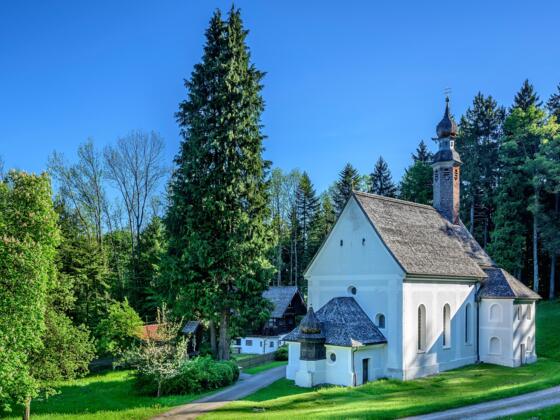 Die Einsiedelei in Kirchwald beim Aufstieg zum Heuberg