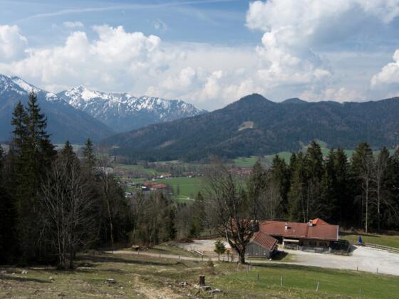 Der Blick runter zur Schwaigeralm