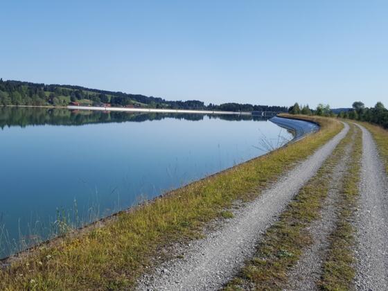 Prem "Stau"-see