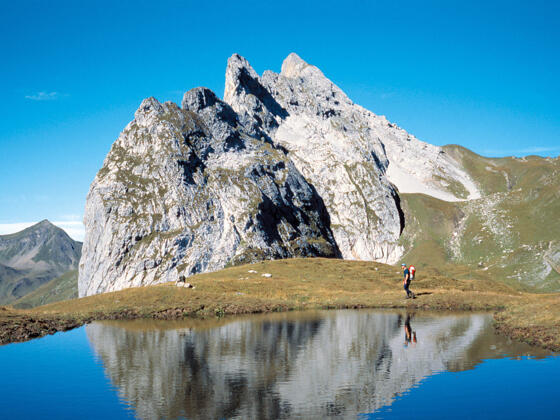 Schweizer Tor mit Kirchlispitzen
